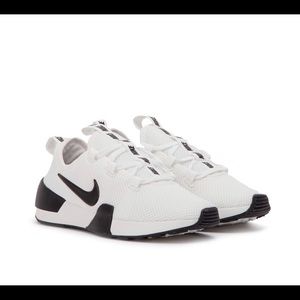 Nike Ashin Run Modern